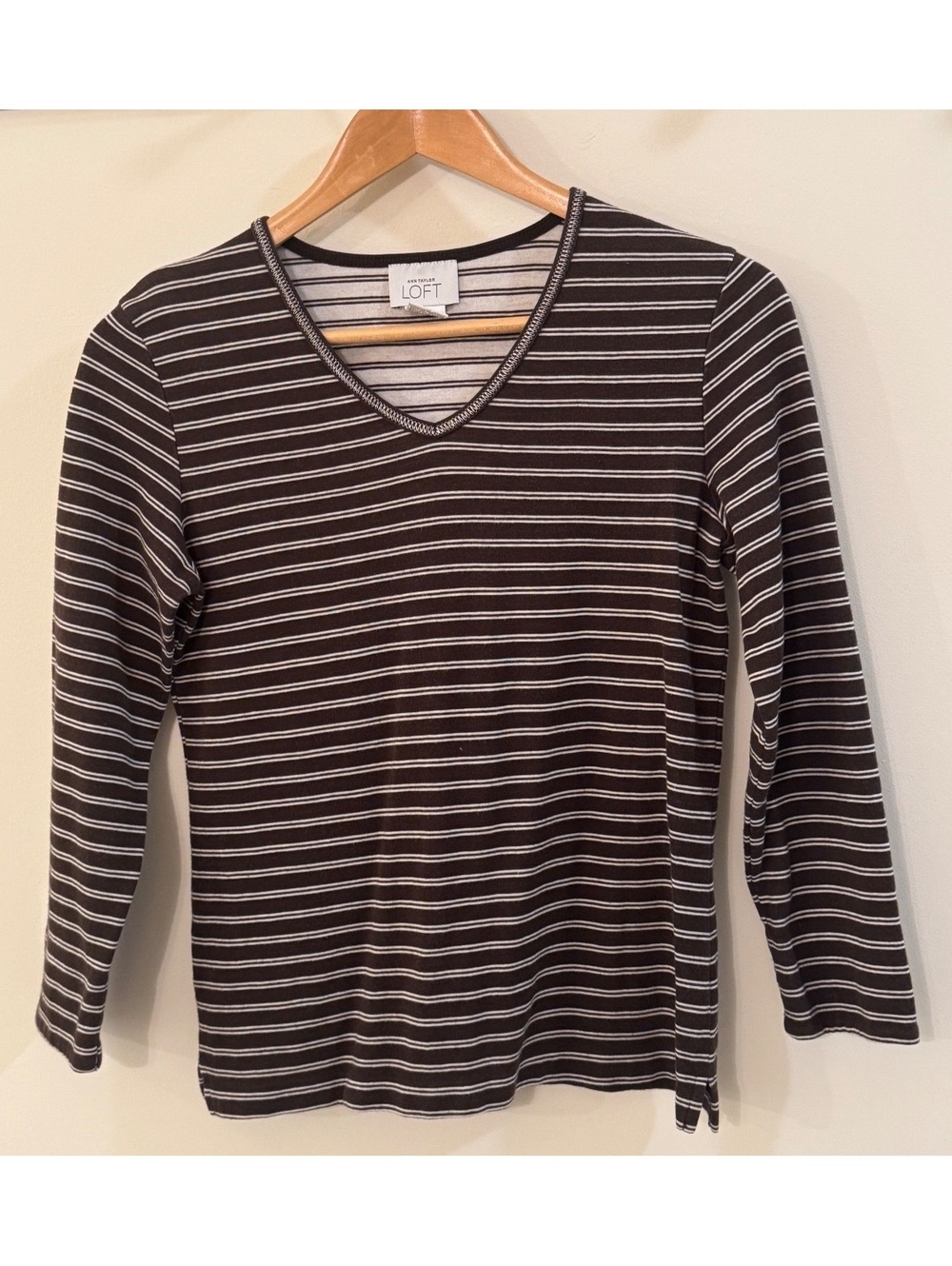 Ann Taylor LOFT Women's Striped V-Neck Long Sleeve Shirt Size Small